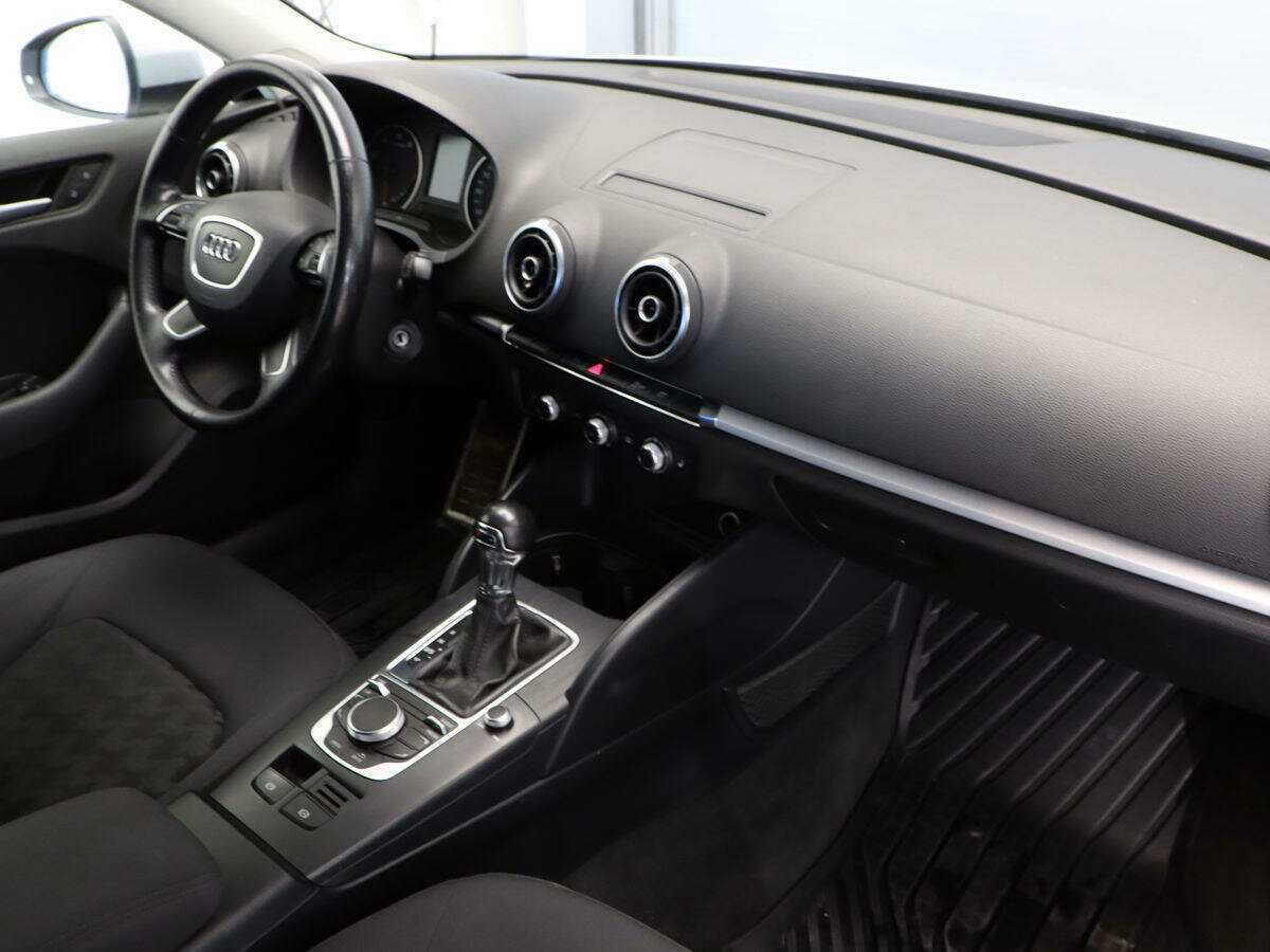 Купить Audi A3 с пробегом. Фото: #6