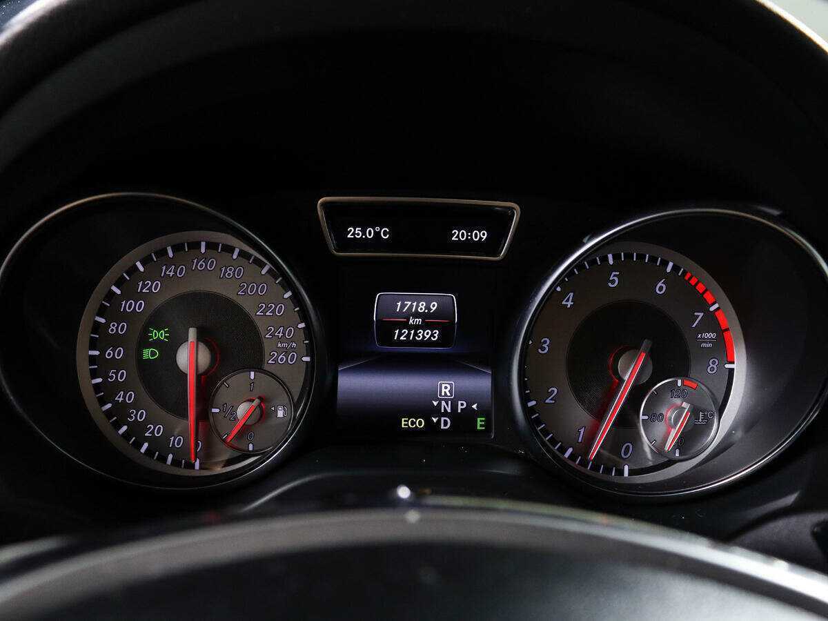 Купить Mercedes-Benz CLA с пробегом. Фото: #8