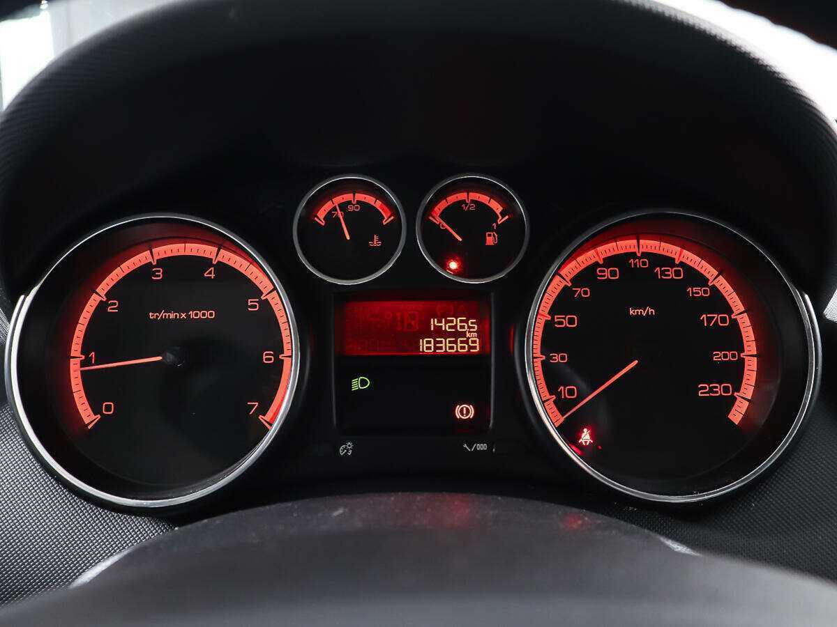 Продажа Б/У Пежо 408. Фото: #12