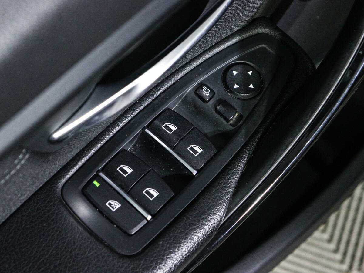 Купить BMW 3 серии с пробегом. Фото: #11