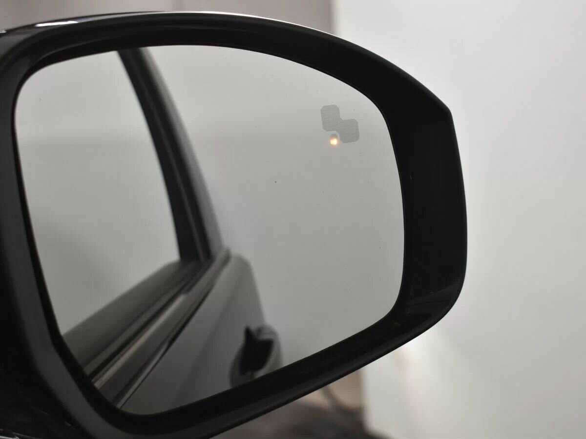 Купить Land Rover Discovery с пробегом. Фото: #22