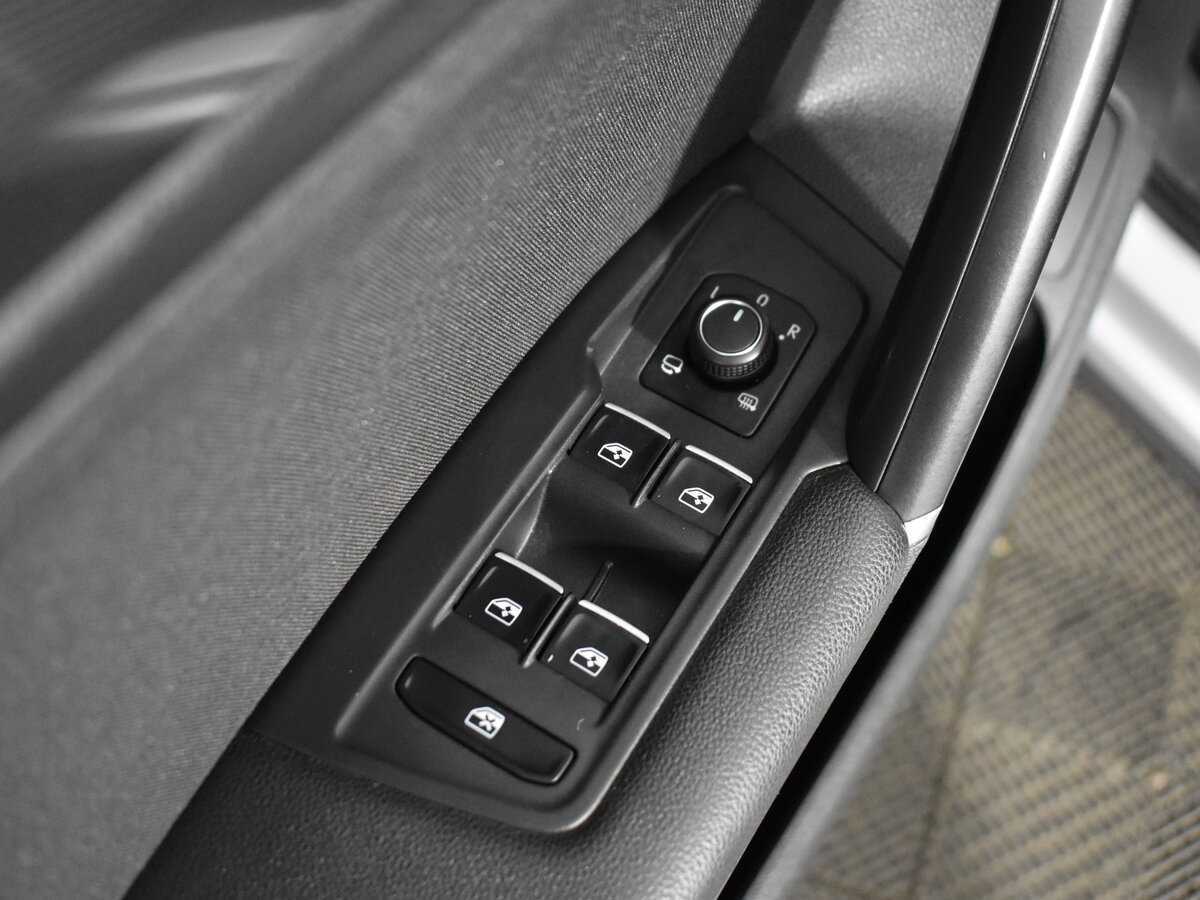Купить Volkswagen Tiguan с пробегом. Фото: #7