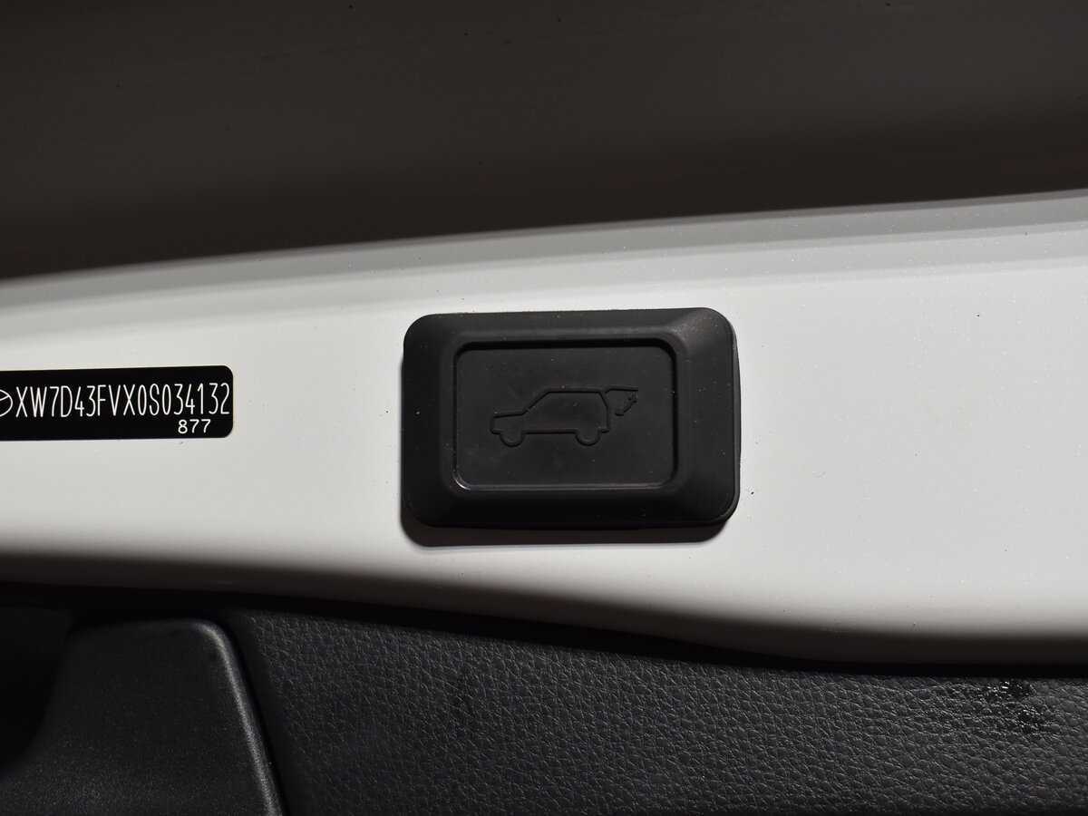 Купить Toyota RAV4 с пробегом. Фото: #6