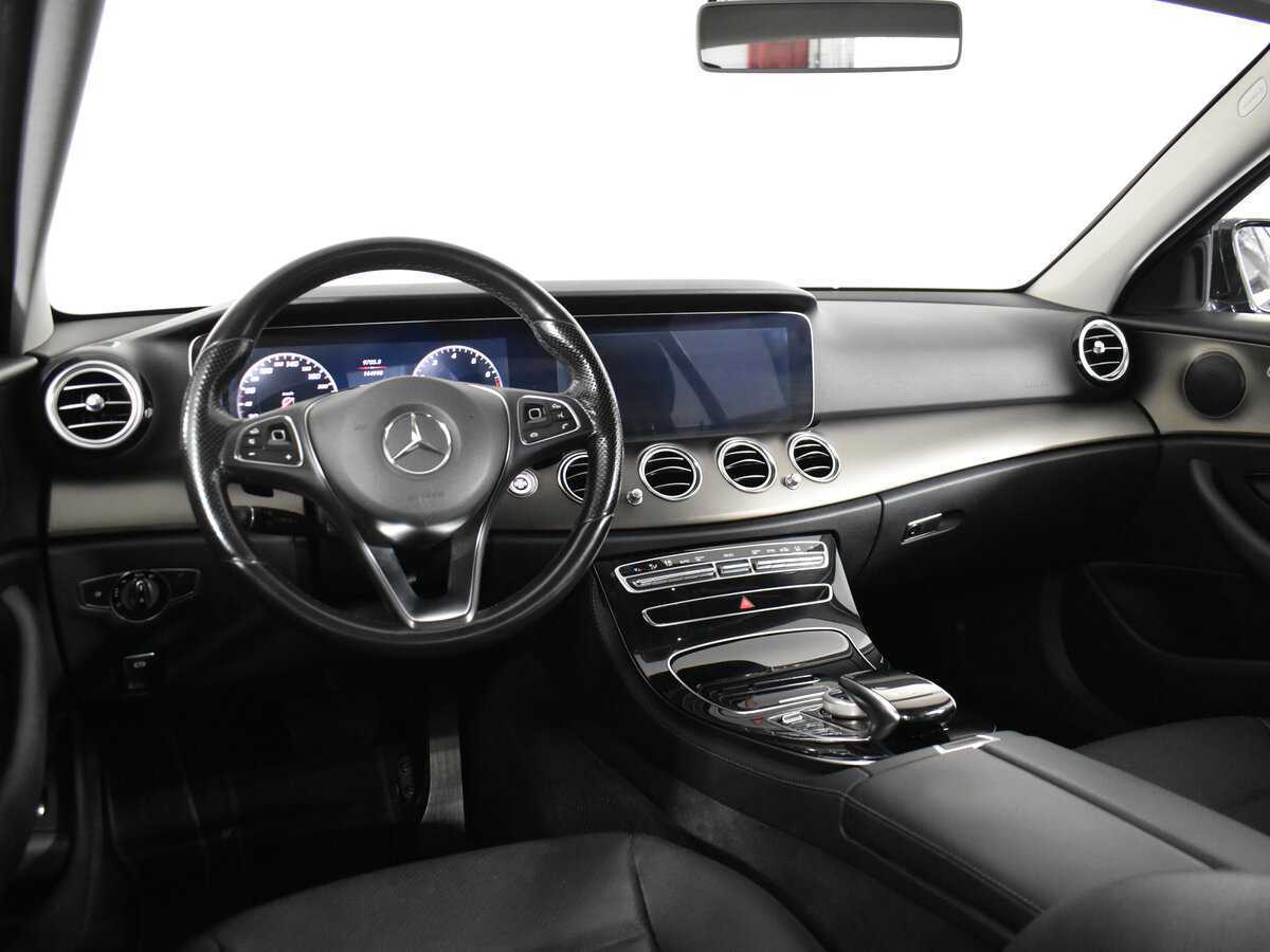 Купить Mercedes-Benz E-Класс с пробегом. Фото: #11