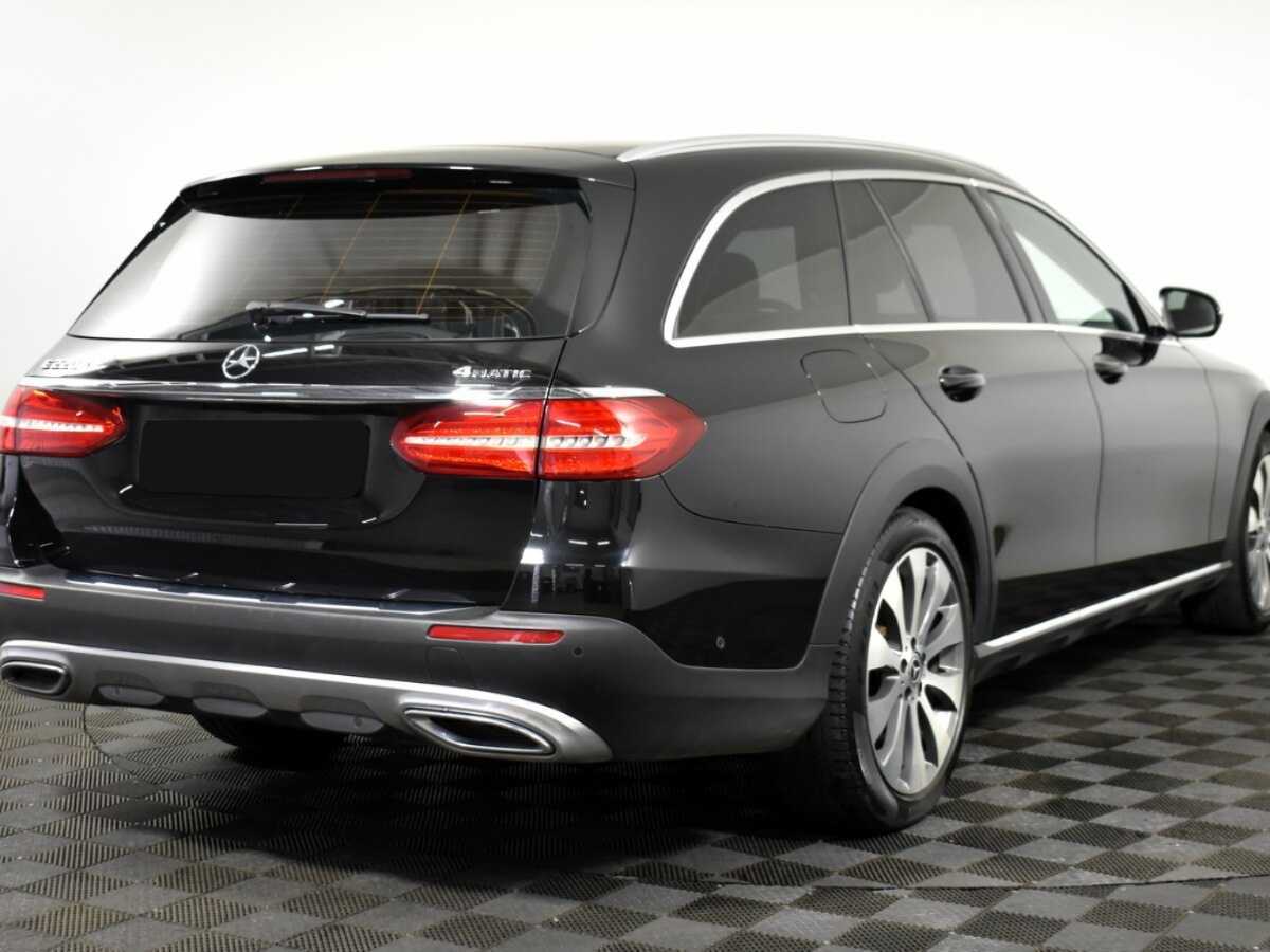 Купить Mercedes-Benz E-Класс с пробегом. Фото: #3