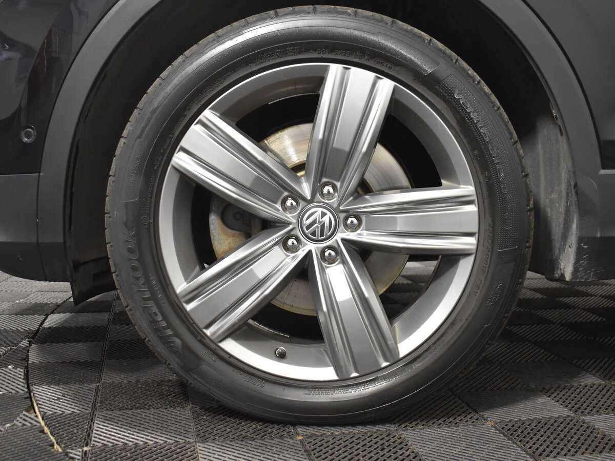 Купить Volkswagen Tiguan с пробегом. Фото: #11