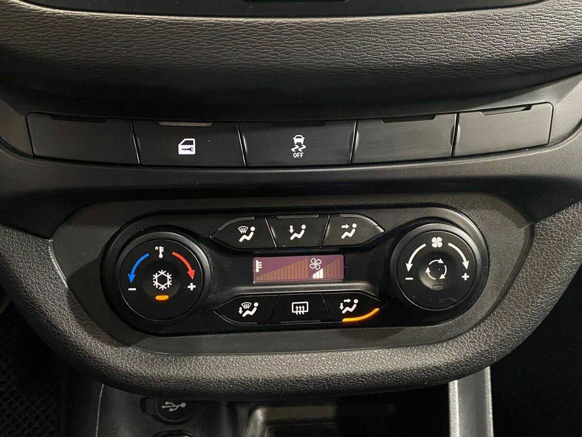 Продажа Б/У Лада (ВАЗ) Веста. Фото: #13