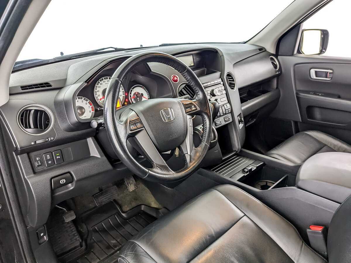 Купить Honda Pilot с пробегом. Фото: #13
