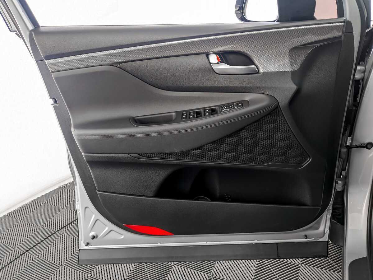 Купить Hyundai Santa Fe с пробегом. Фото: #14