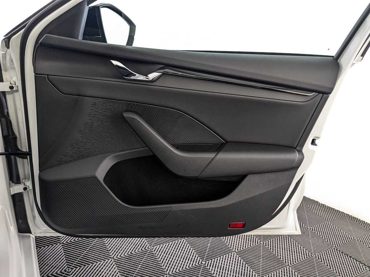 Купить Skoda Octavia с пробегом. Фото: #16