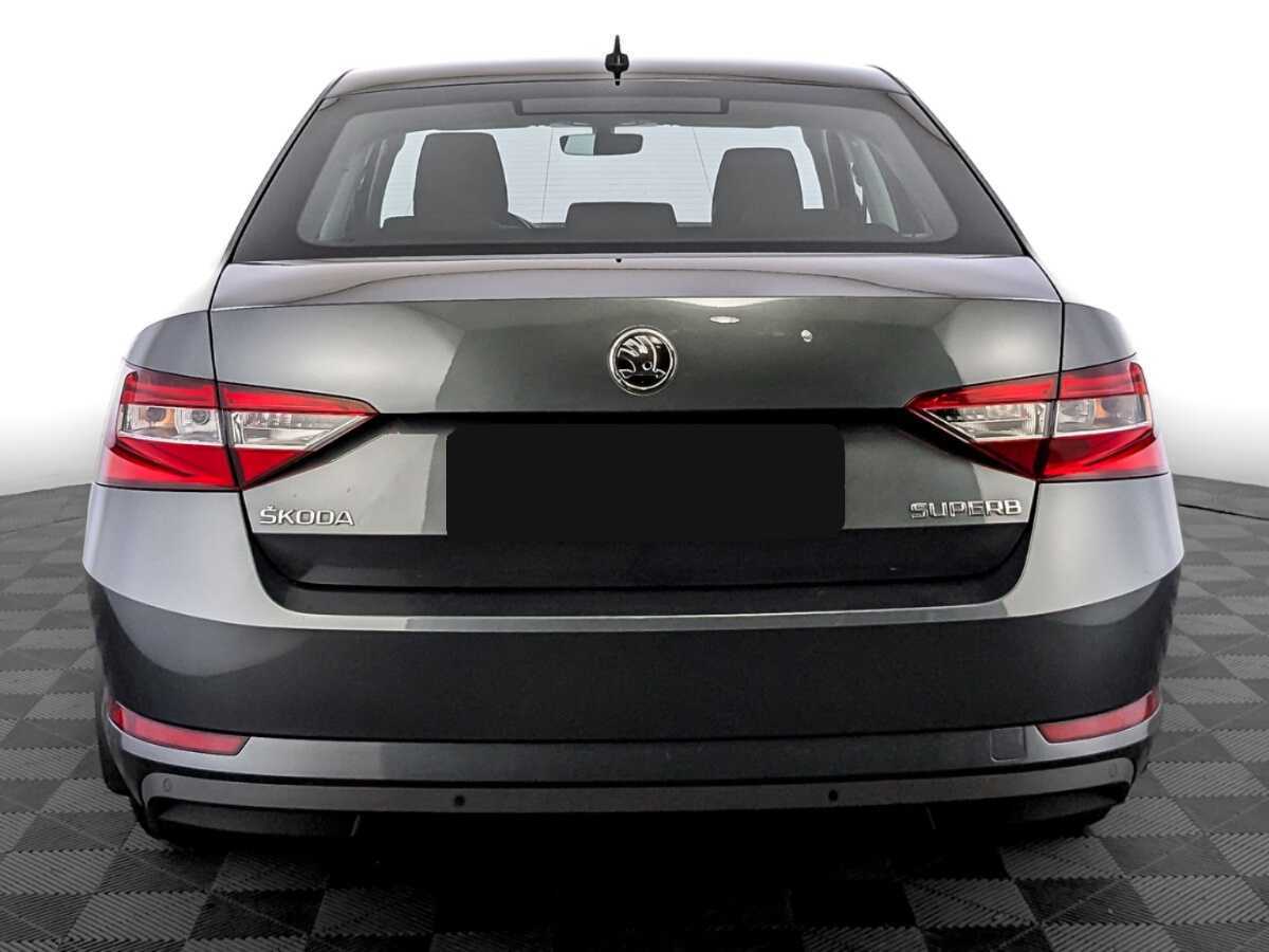 Купить Skoda Superb с пробегом. Фото: #5