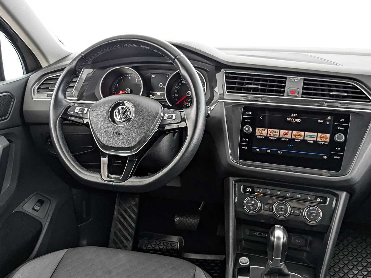 Купить Volkswagen Tiguan с пробегом. Фото: #16