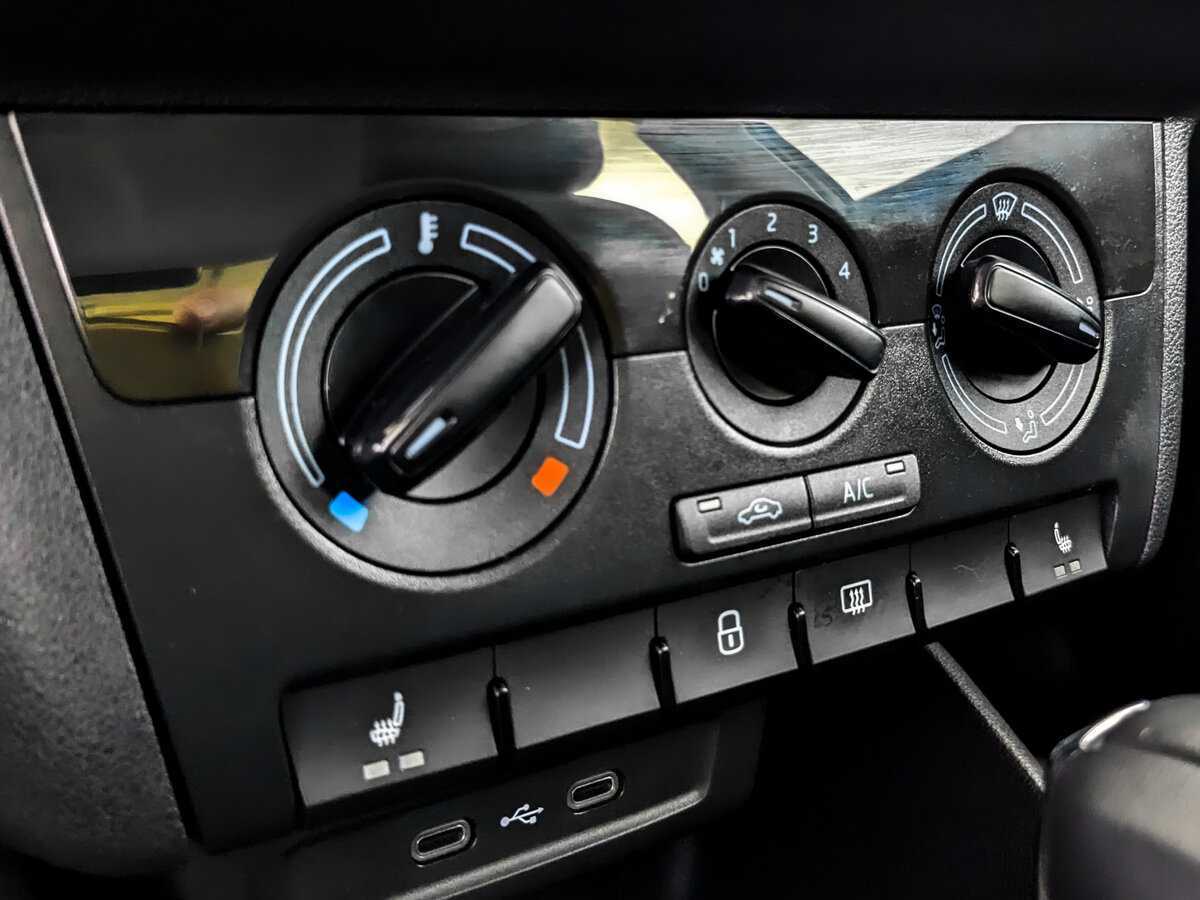 Купить Volkswagen Polo с пробегом. Фото: #20