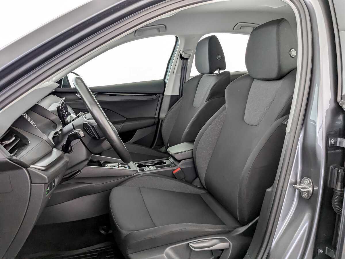 Купить Skoda Octavia с пробегом. Фото: #15