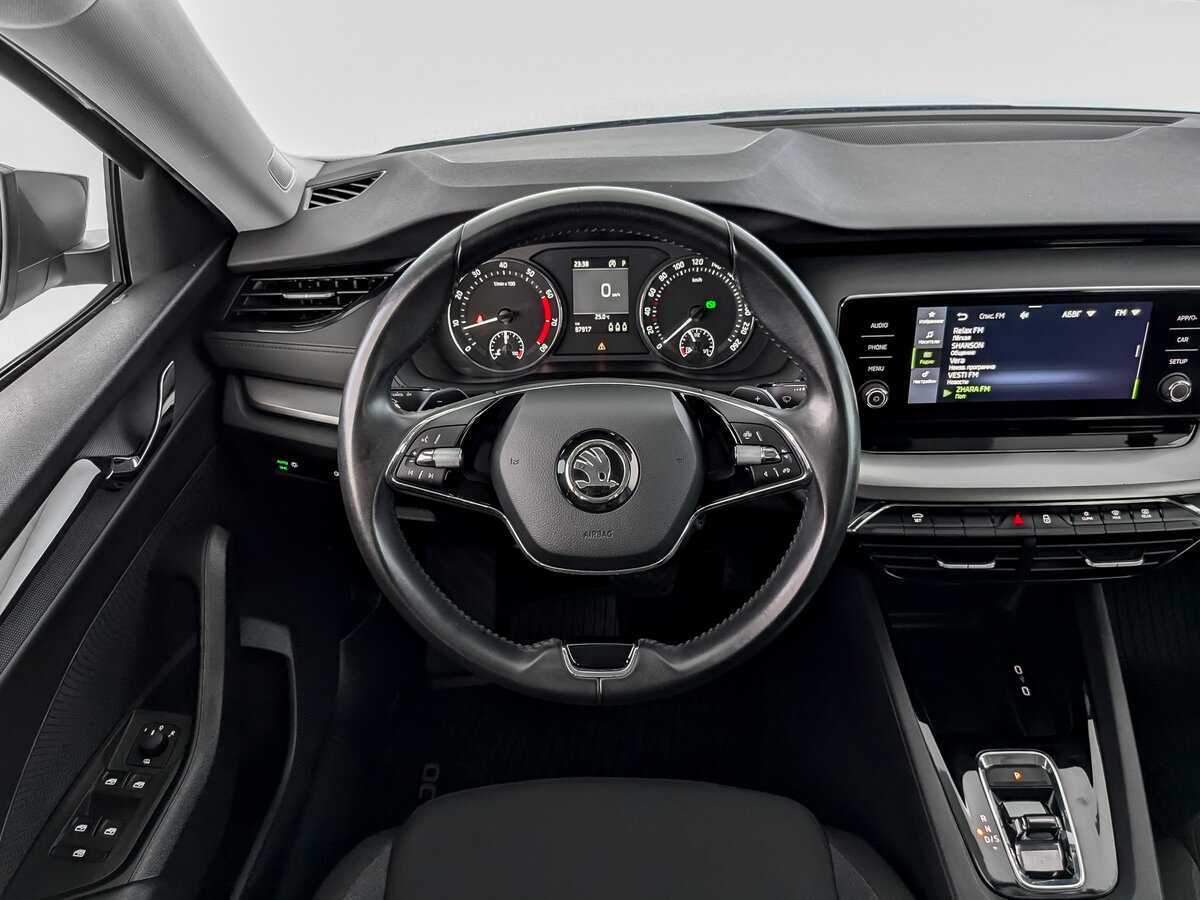 Купить Skoda Octavia с пробегом. Фото: #16