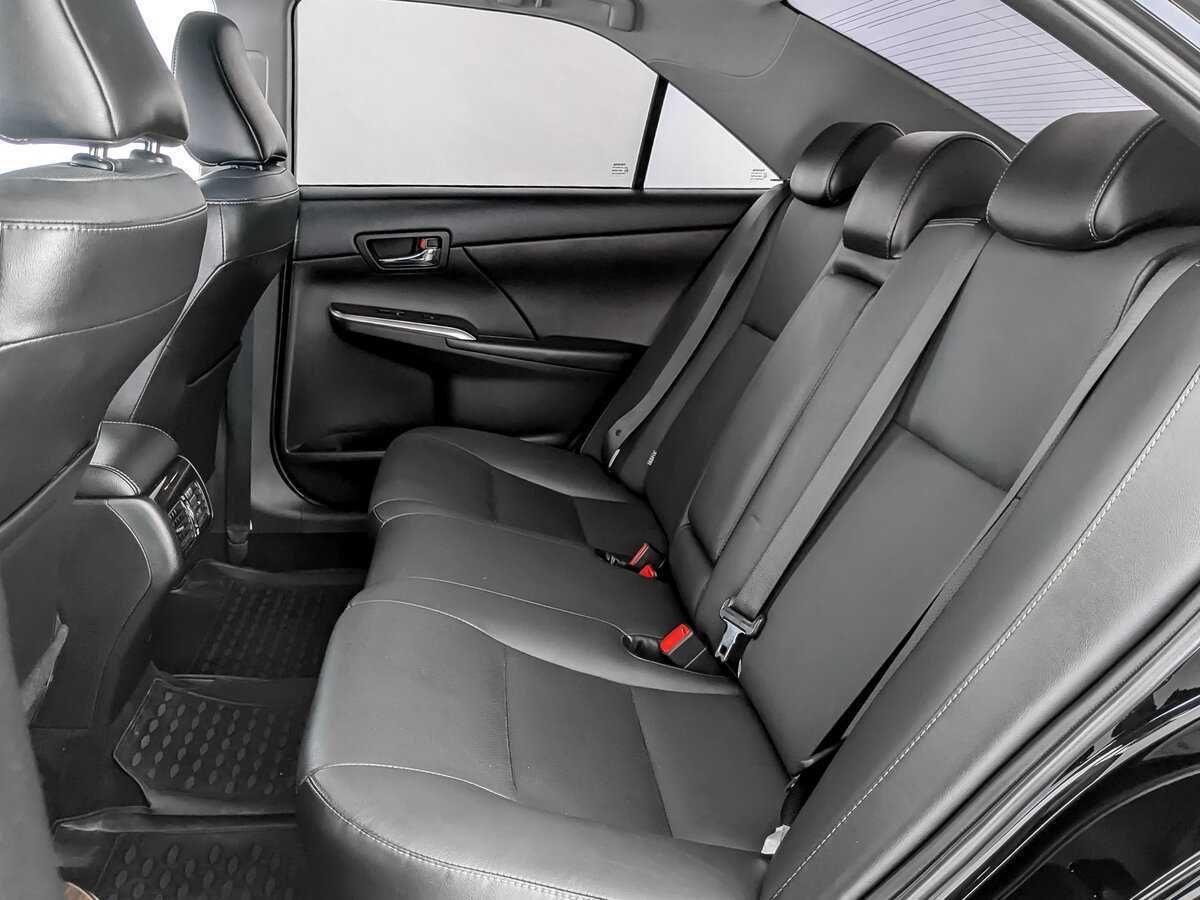 Купить Toyota Camry с пробегом. Фото: #9