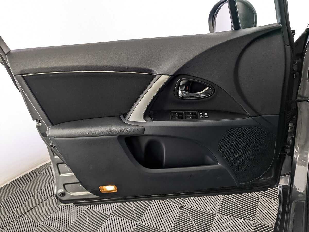 Продажа Б/У Тойота Авенсис. Фото: #14