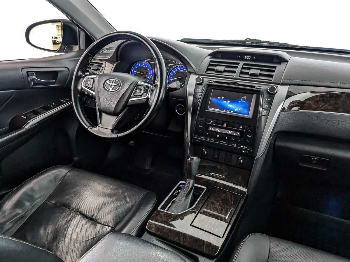Купить Toyota Camry с пробегом. Фото: #22