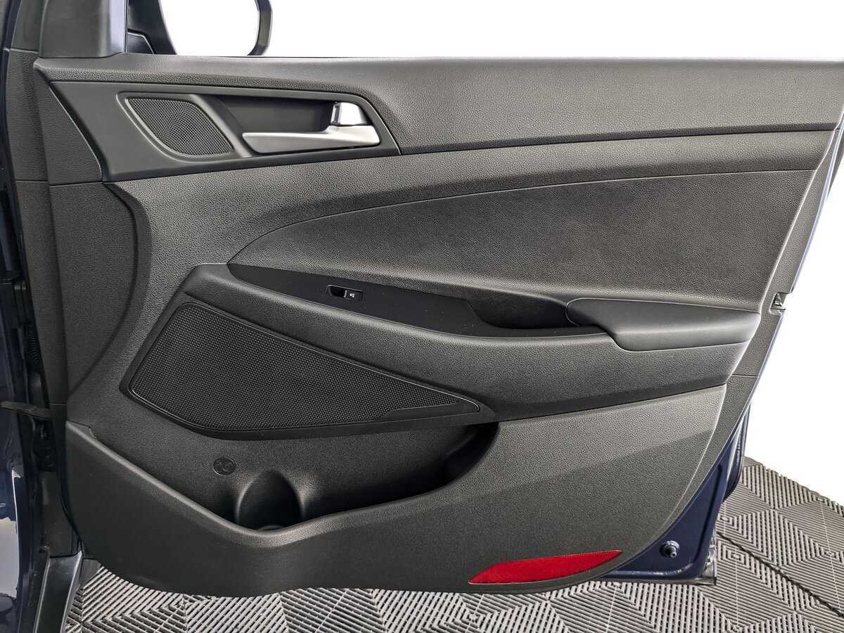Купить Hyundai Tucson с пробегом. Фото: #20