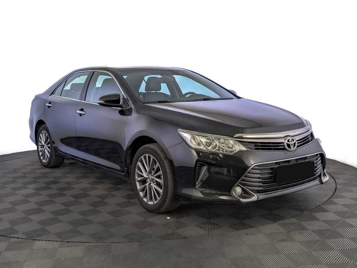Купить Toyota Camry с пробегом. Фото: #2