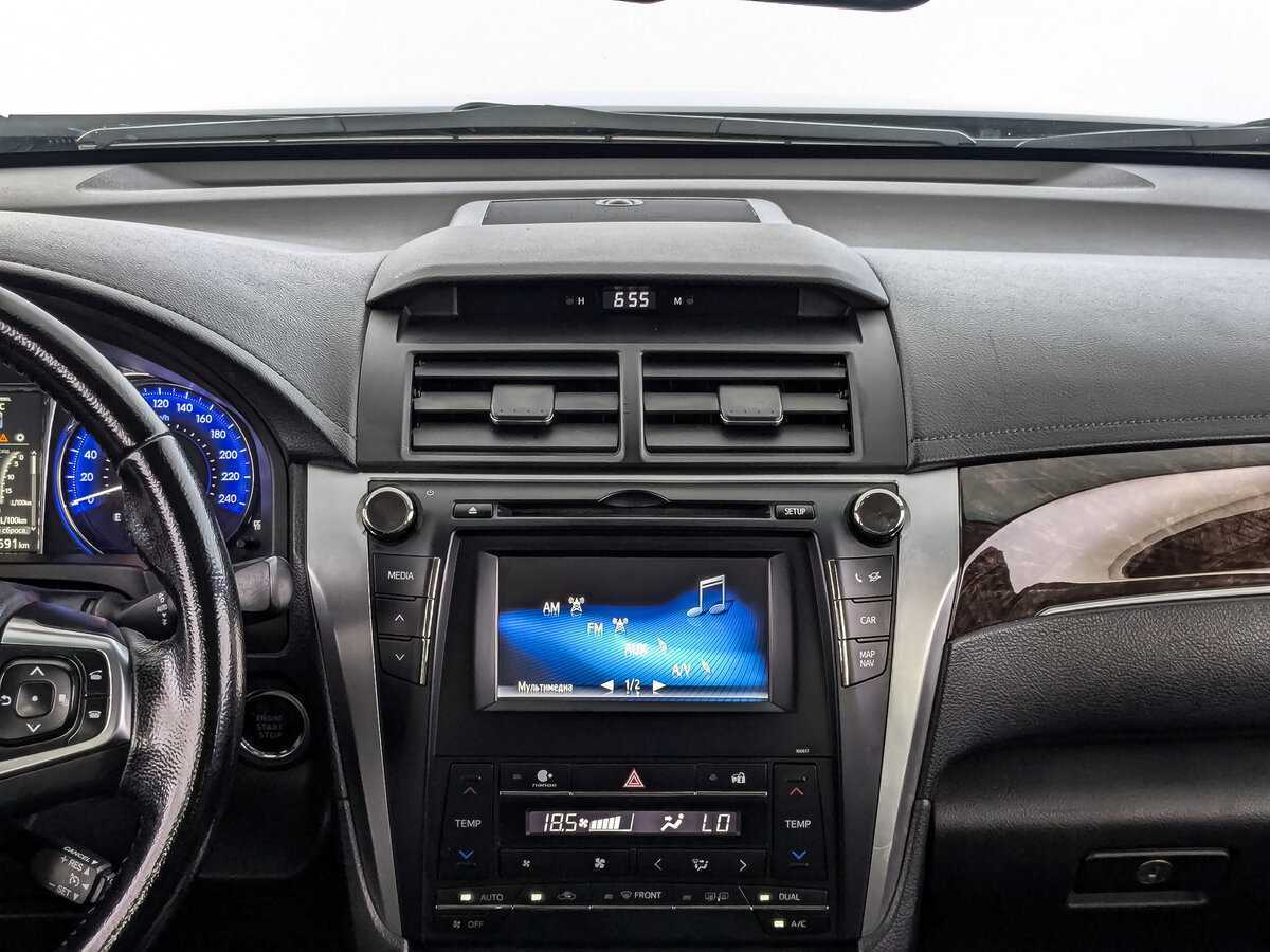 Купить Toyota Camry с пробегом. Фото: #12