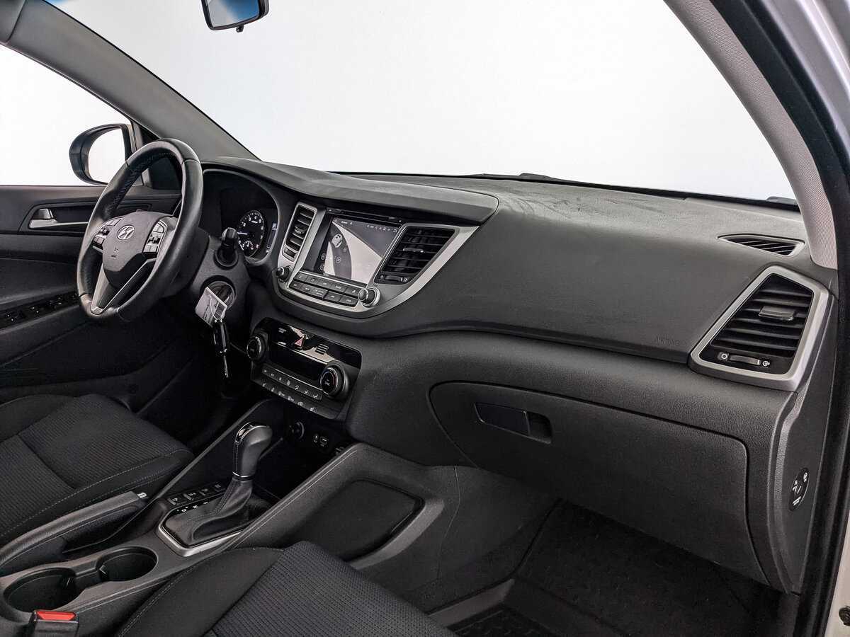 Купить Hyundai Tucson с пробегом. Фото: #8