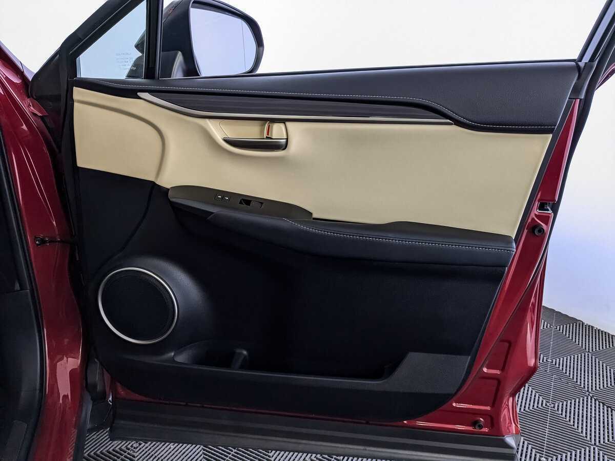 Купить Lexus NX с пробегом. Фото: #20