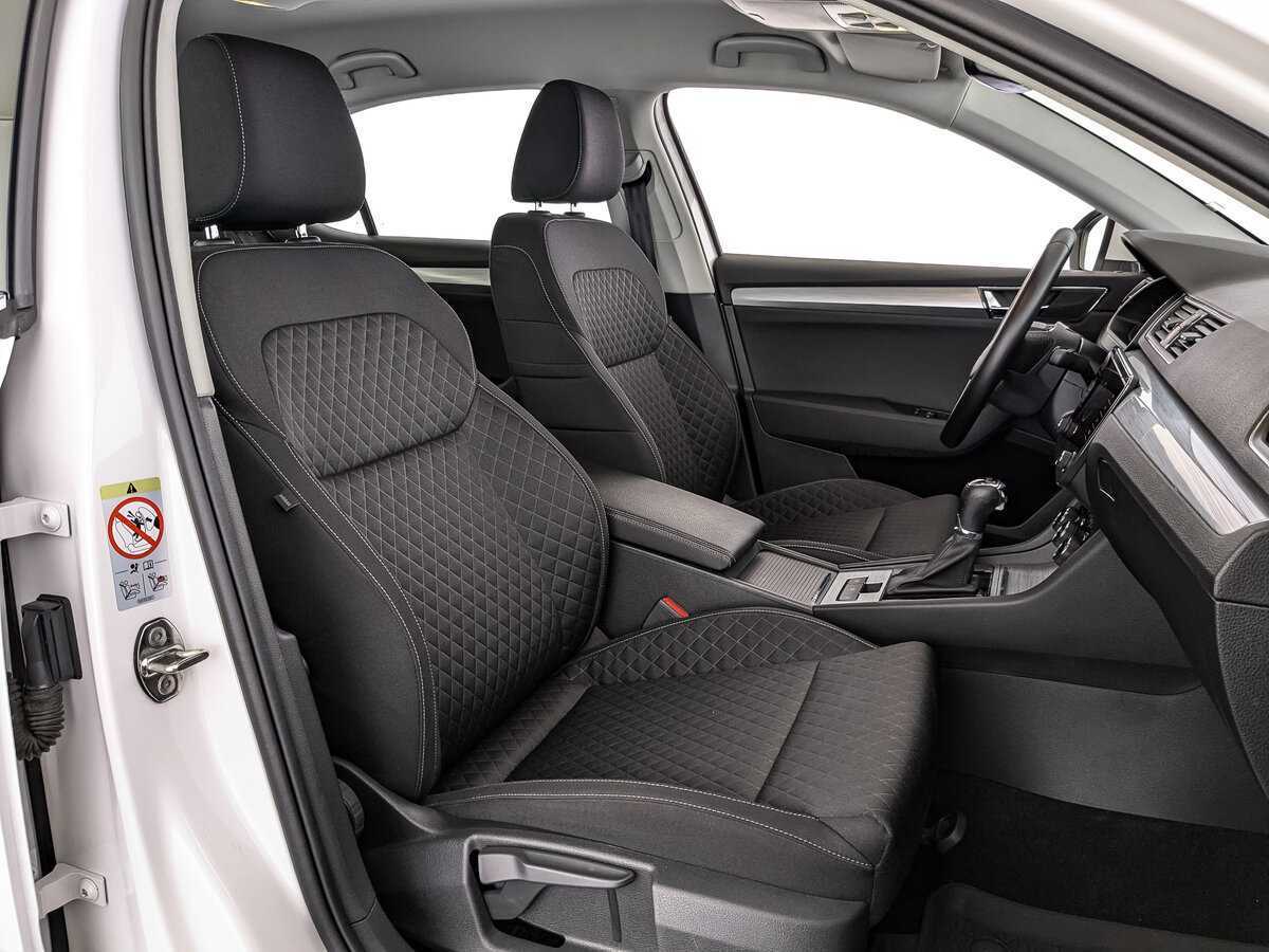 Купить Skoda Superb с пробегом. Фото: #19