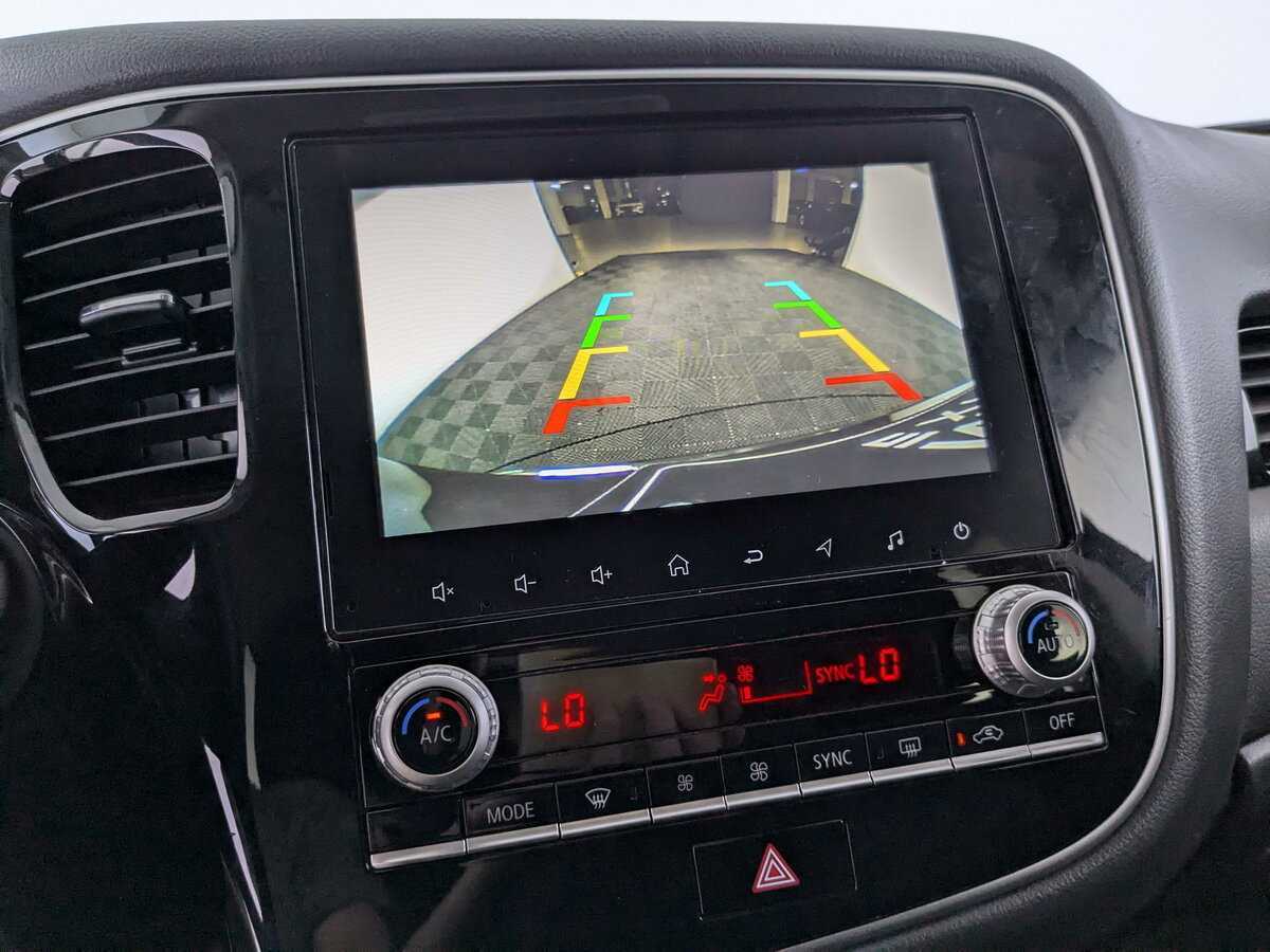 Купить Mitsubishi Outlander с пробегом. Фото: #20