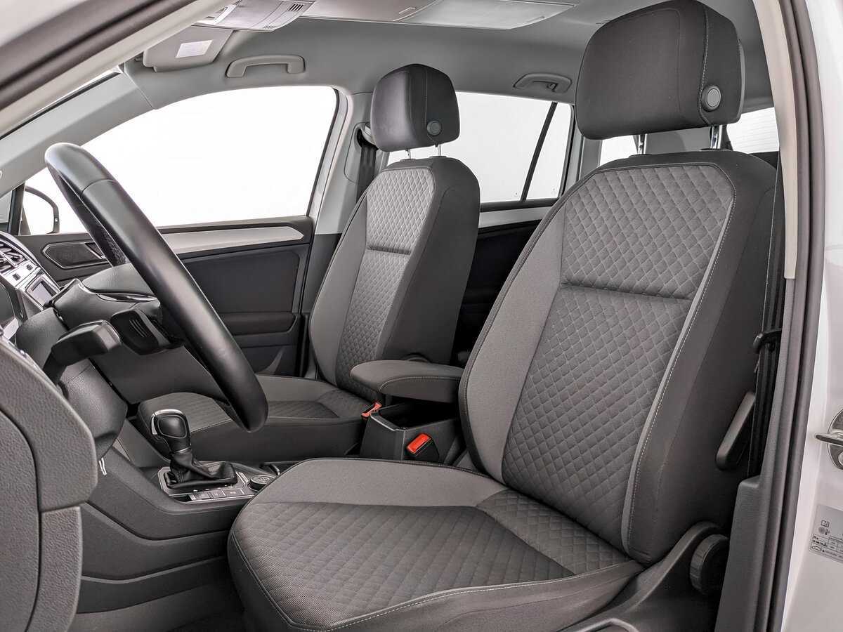 Купить Volkswagen Tiguan с пробегом. Фото: #15