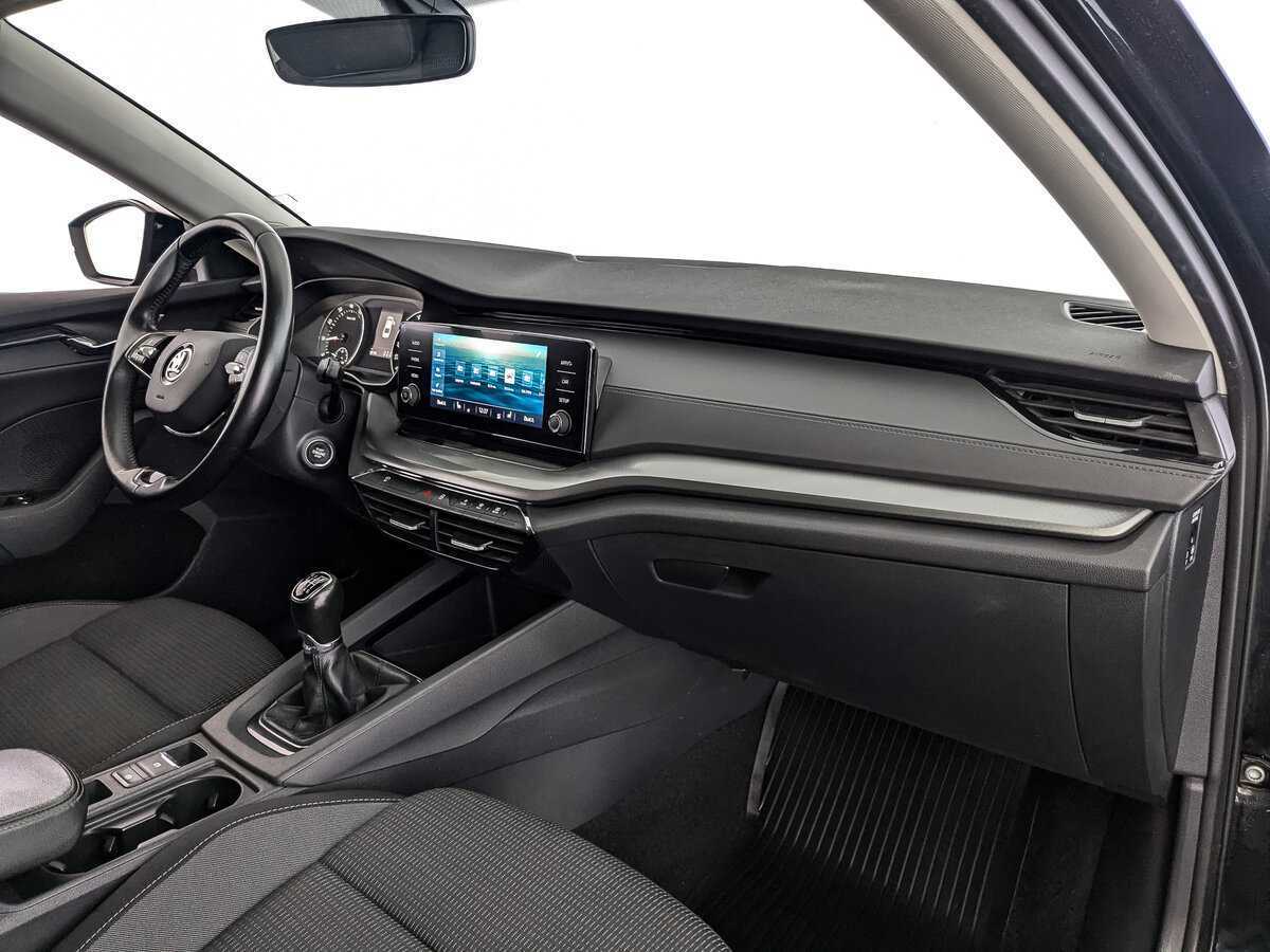 Купить Skoda Octavia с пробегом. Фото: #8