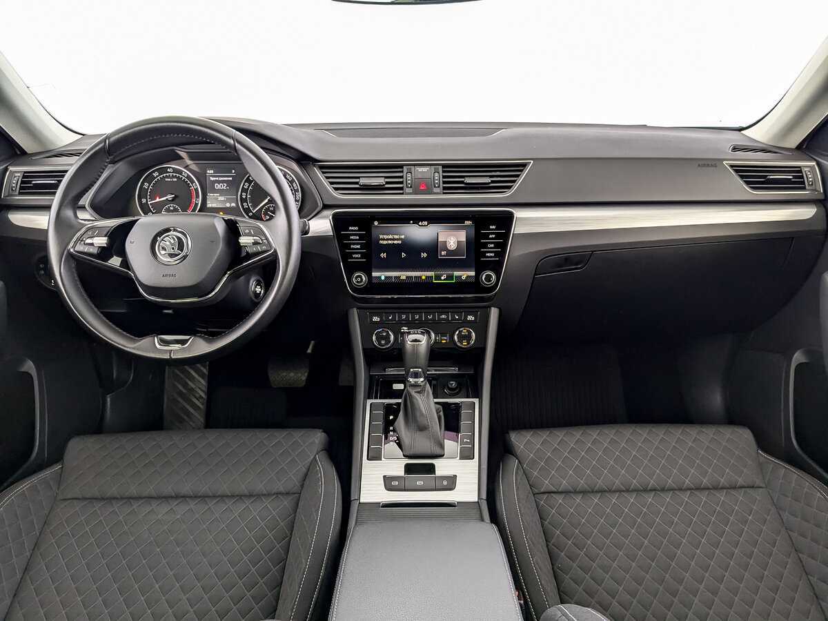 Купить Skoda Superb с пробегом. Фото: #11