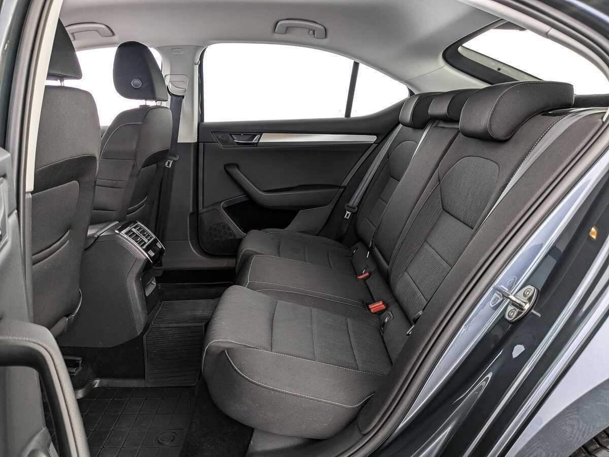 Купить Skoda Superb с пробегом. Фото: #13