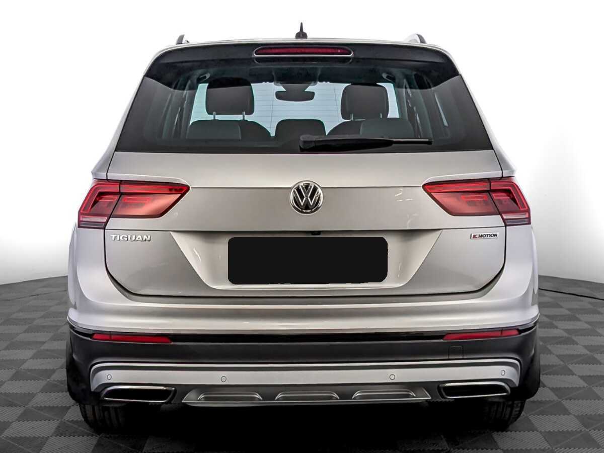 Купить Volkswagen Tiguan с пробегом. Фото: #5