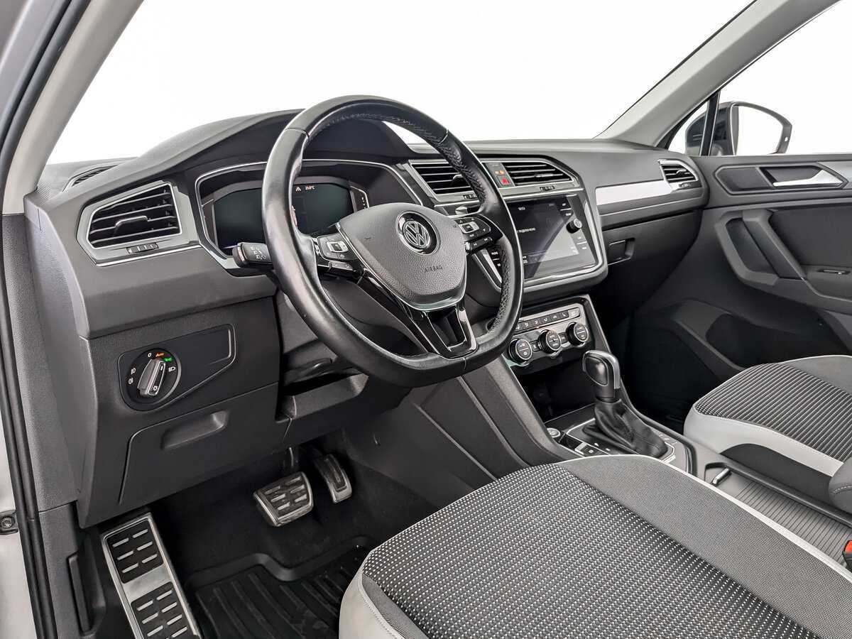 Купить Volkswagen Tiguan с пробегом. Фото: #13