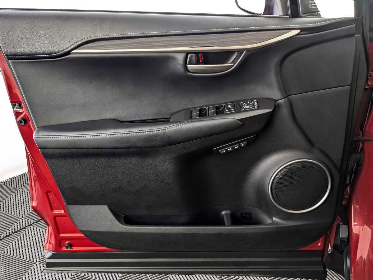 Купить Lexus NX с пробегом. Фото: #14