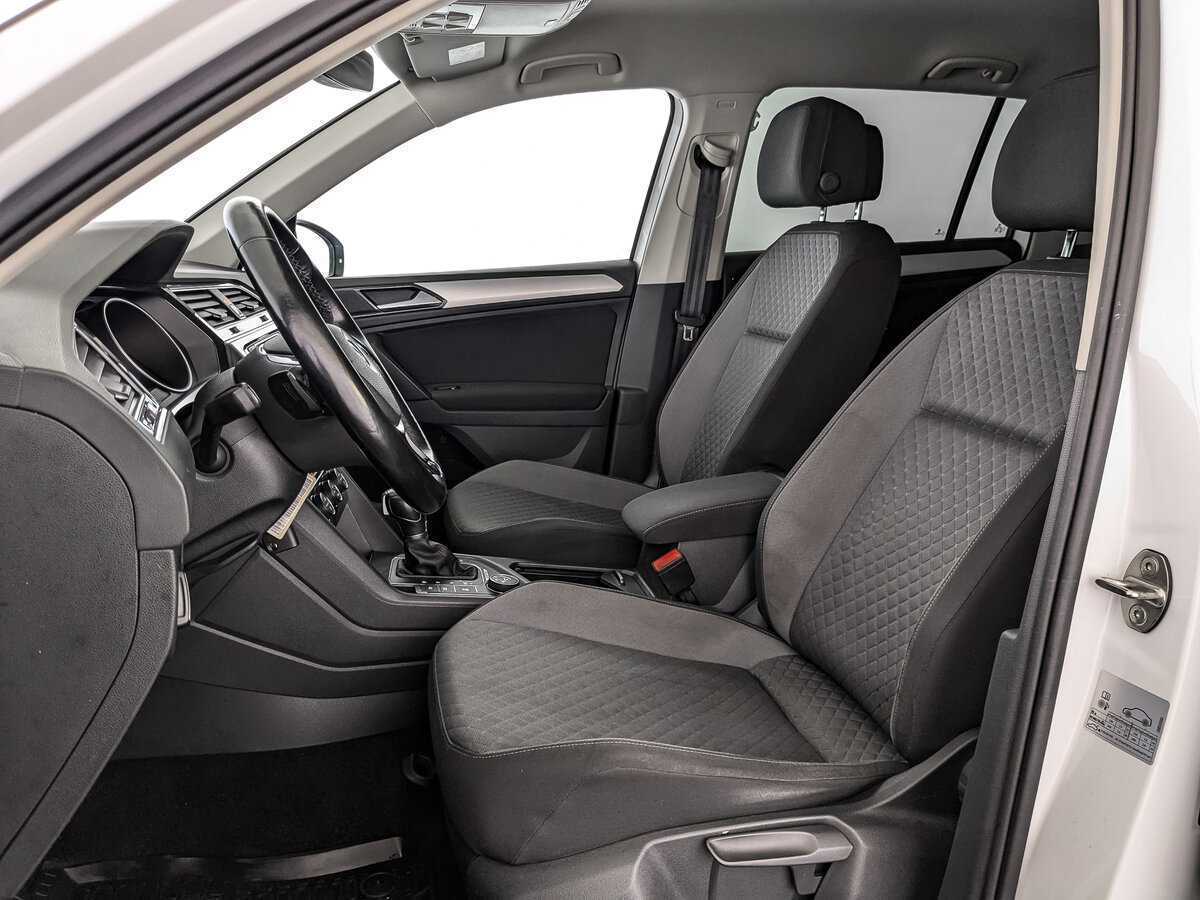 Купить Volkswagen Tiguan с пробегом. Фото: #15