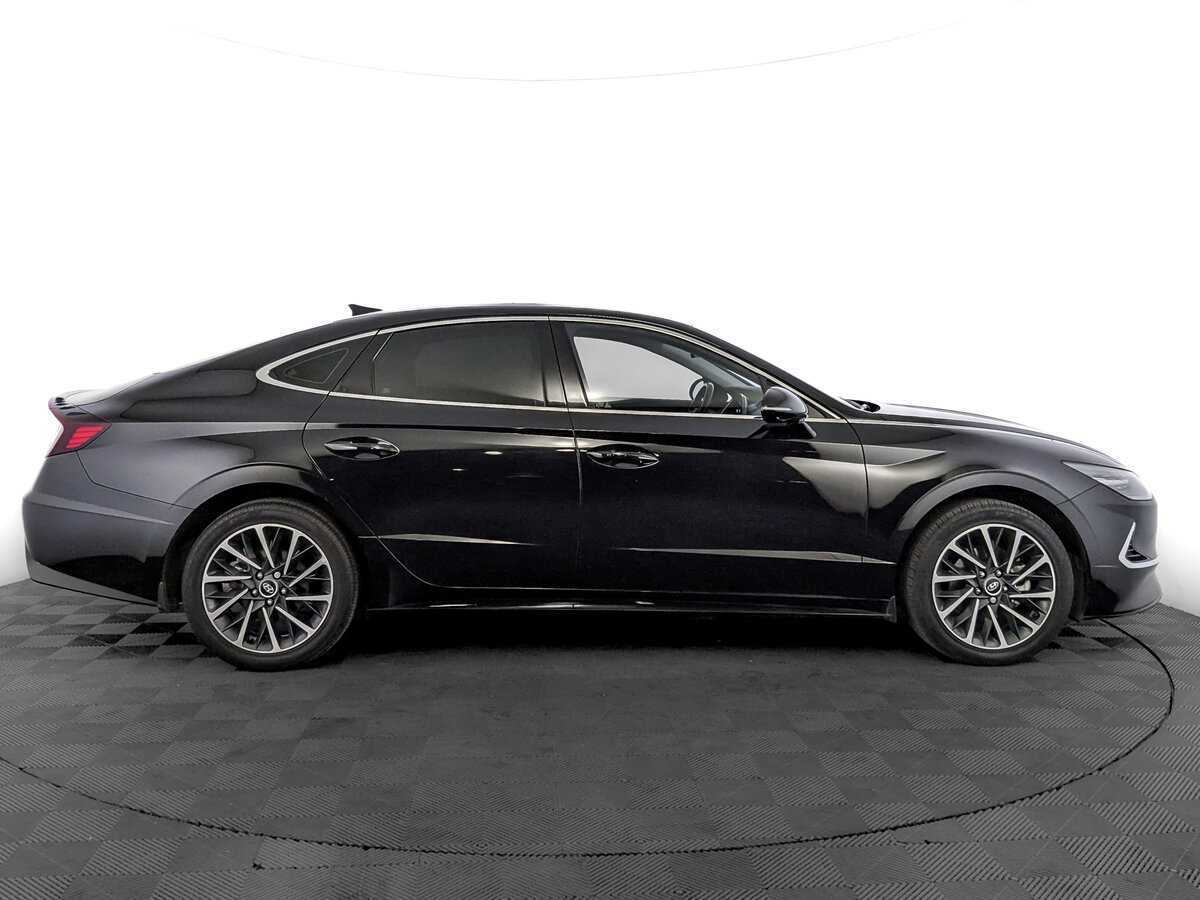 Купить Hyundai Sonata с пробегом. Фото: #3