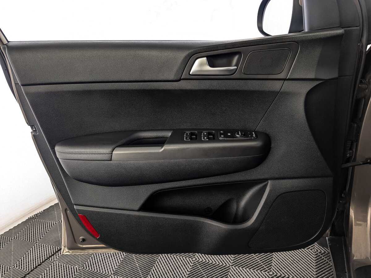 Купить Kia Sportage с пробегом. Фото: #14