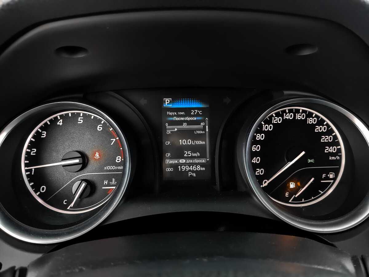 Купить Toyota Camry с пробегом. Фото: #11
