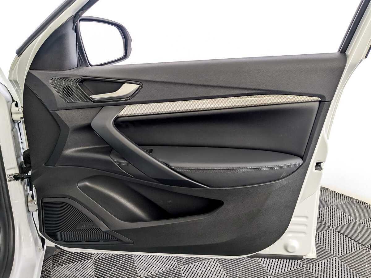 Купить Lada (ВАЗ) Vesta с пробегом. Фото: #18