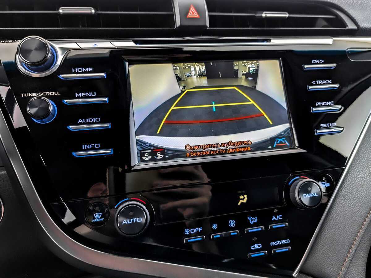 Купить Toyota Camry с пробегом. Фото: #22