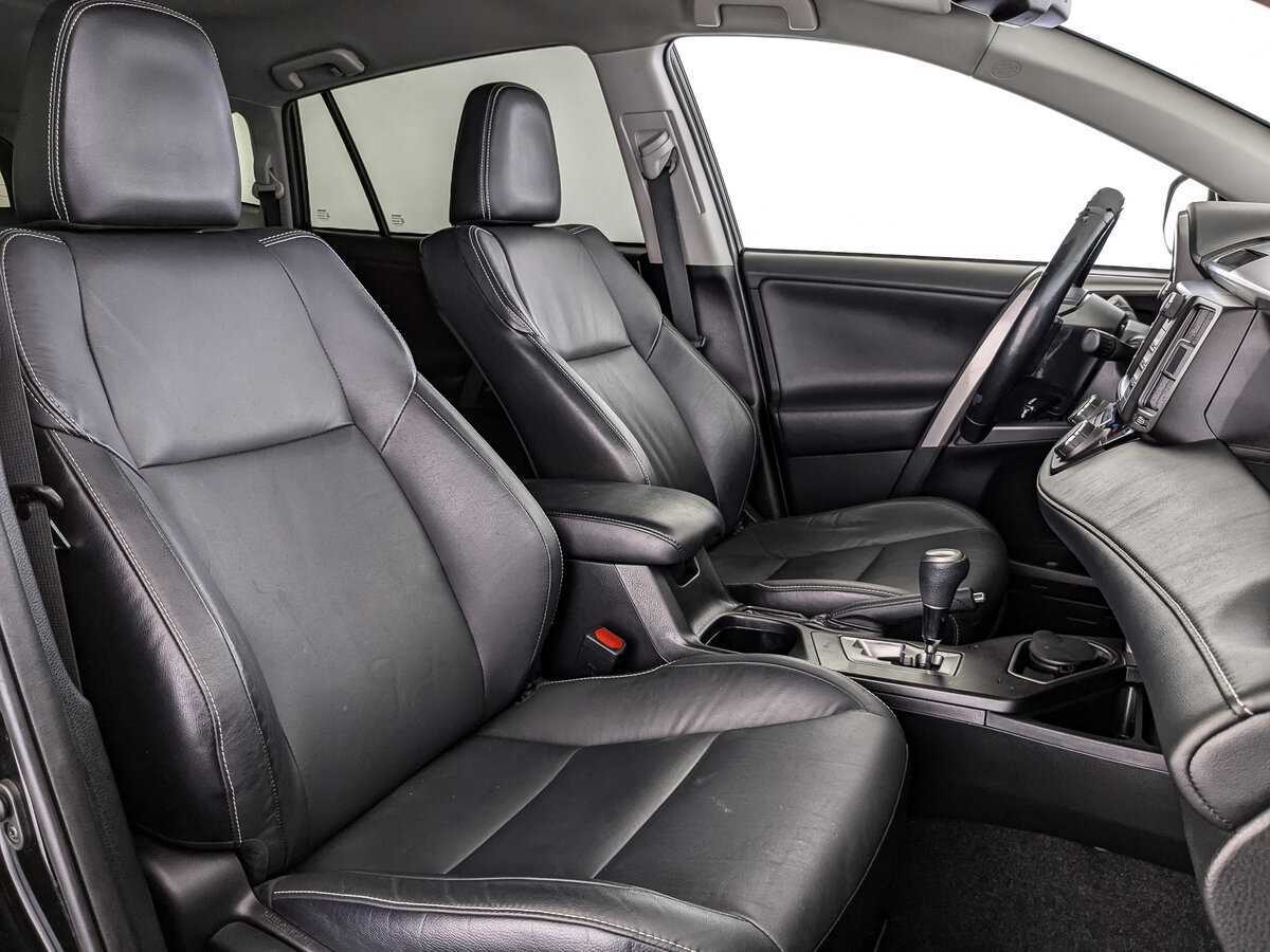 Купить Toyota RAV4 с пробегом. Фото: #19