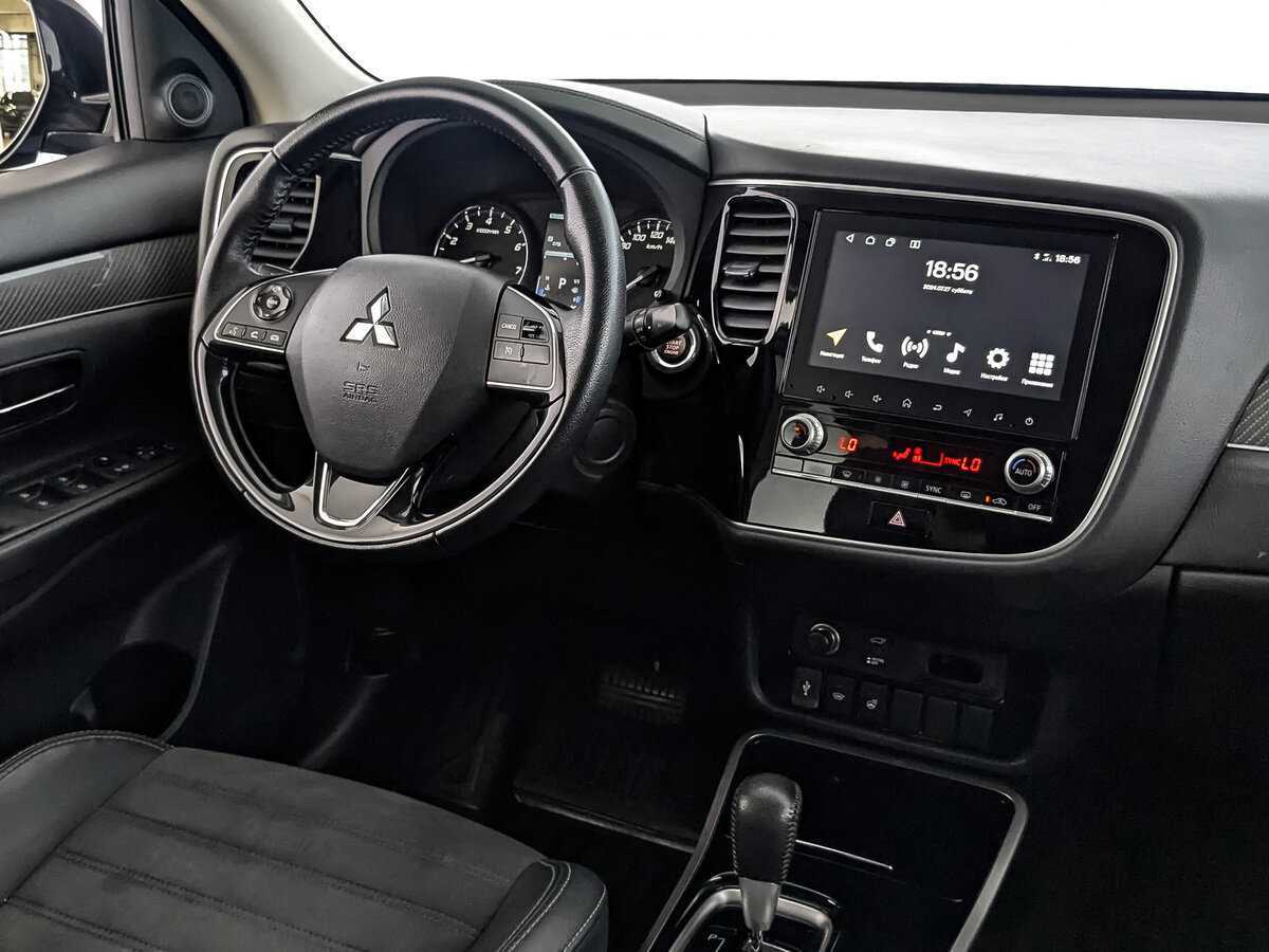 Купить Mitsubishi Outlander с пробегом. Фото: #23