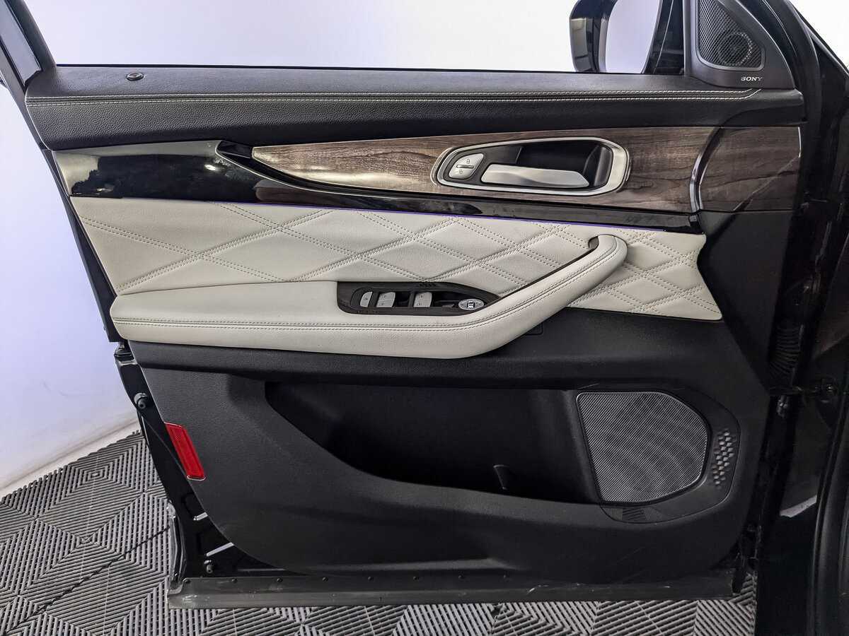 Купить EXEED VX с пробегом. Фото: #14