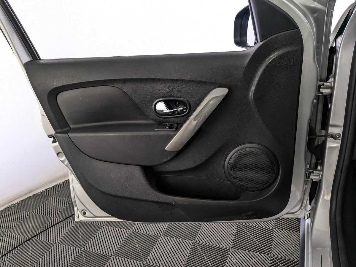 Продажа Б/У Рено Сандеро. Фото: #14