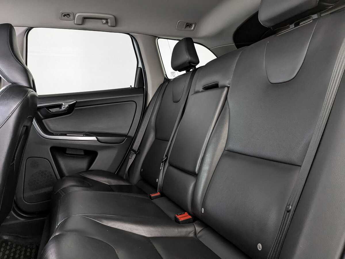 Купить Volvo XC60 с пробегом. Фото: #13