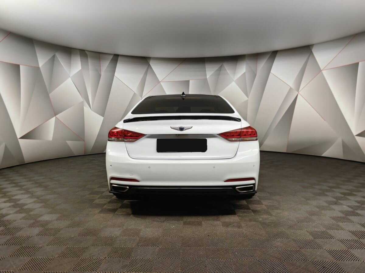 Купить Hyundai Genesis с пробегом. Фото: #7