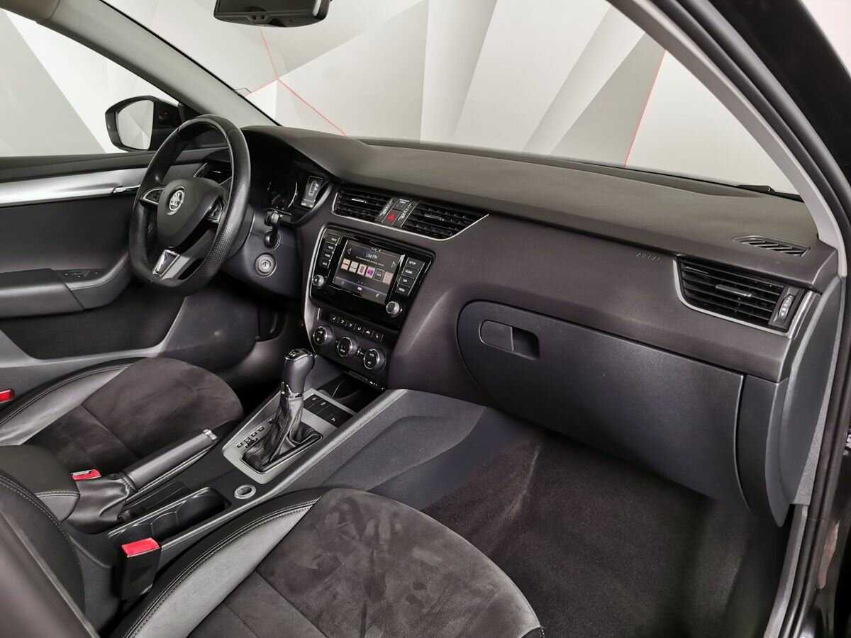 Купить Skoda Octavia с пробегом. Фото: #7