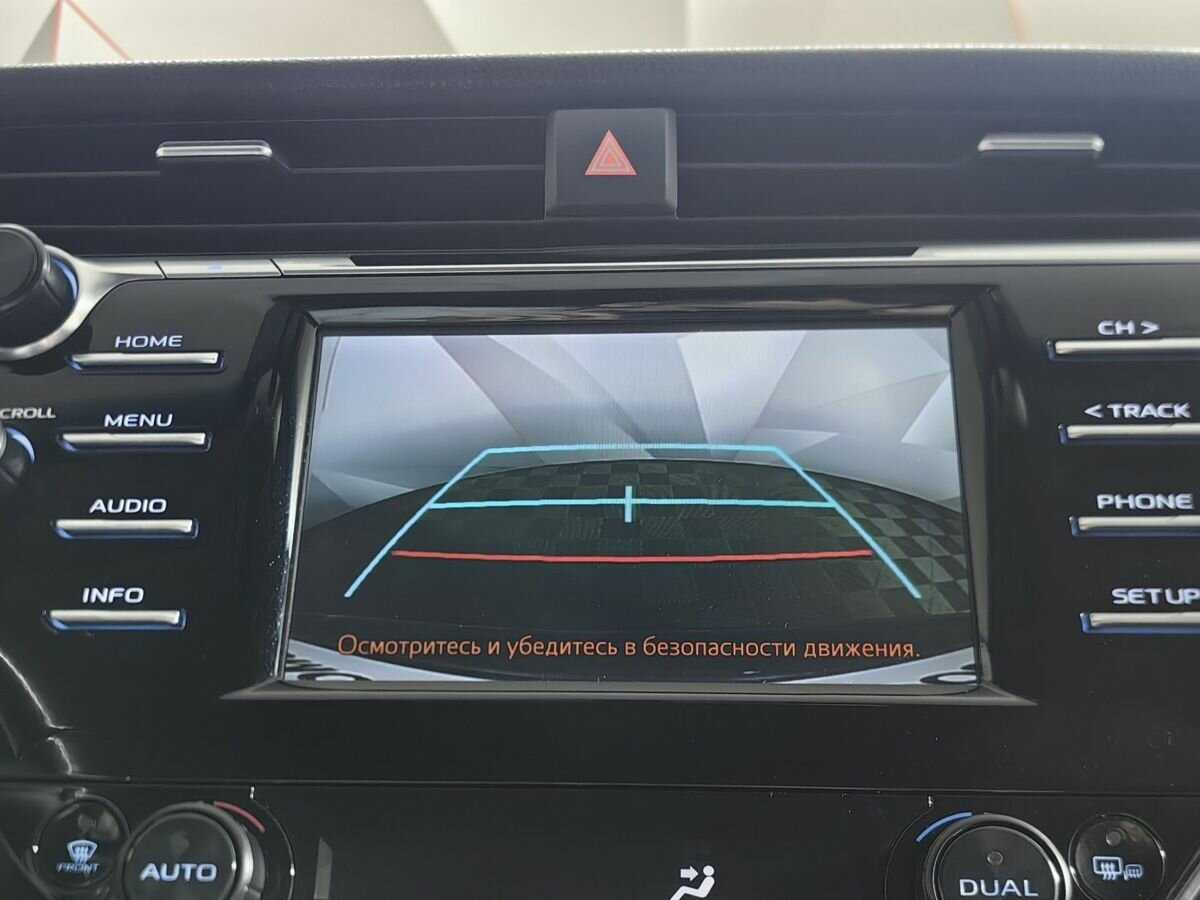 Купить Toyota Camry с пробегом. Фото: #16